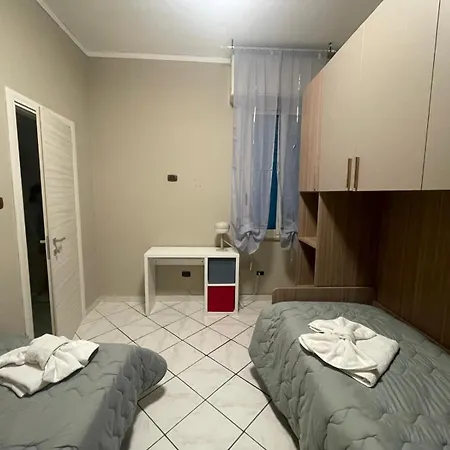 Mareluna Apartment *